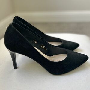 Vero Cuoio Italian leather black pumps